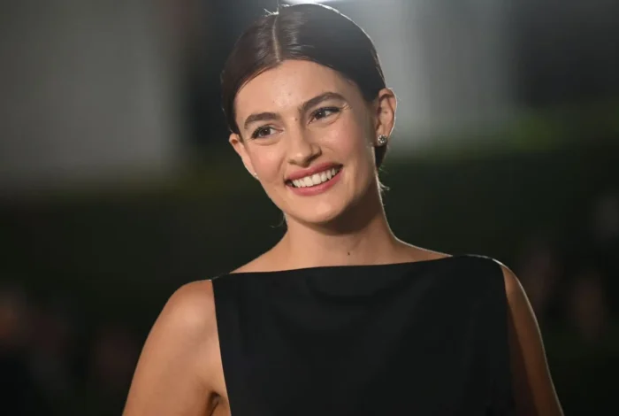 Diana Silvers: Kicking Peer Pressure and Stereotypes Out of Hollywood