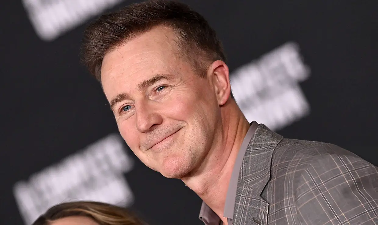 Edward Norton’s Workout Routine: Cardio King or Medication Maven?