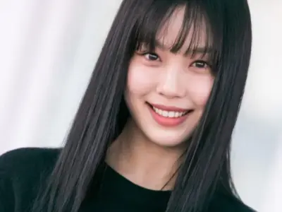 Go Min-si